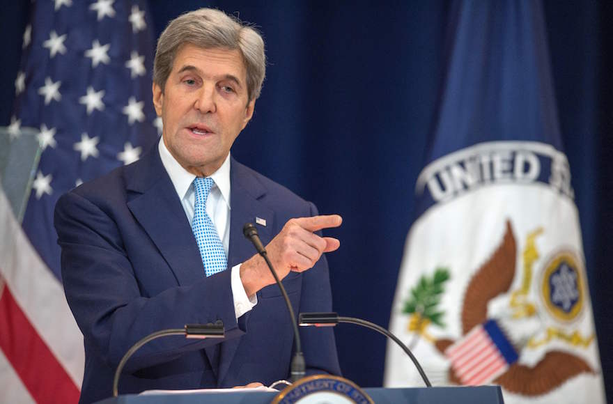 US Secretary of State John Kerry lays out his vision for peace between Israel and the Palestinians December 28, 2016 / AFP / PAUL J. RICHARDS