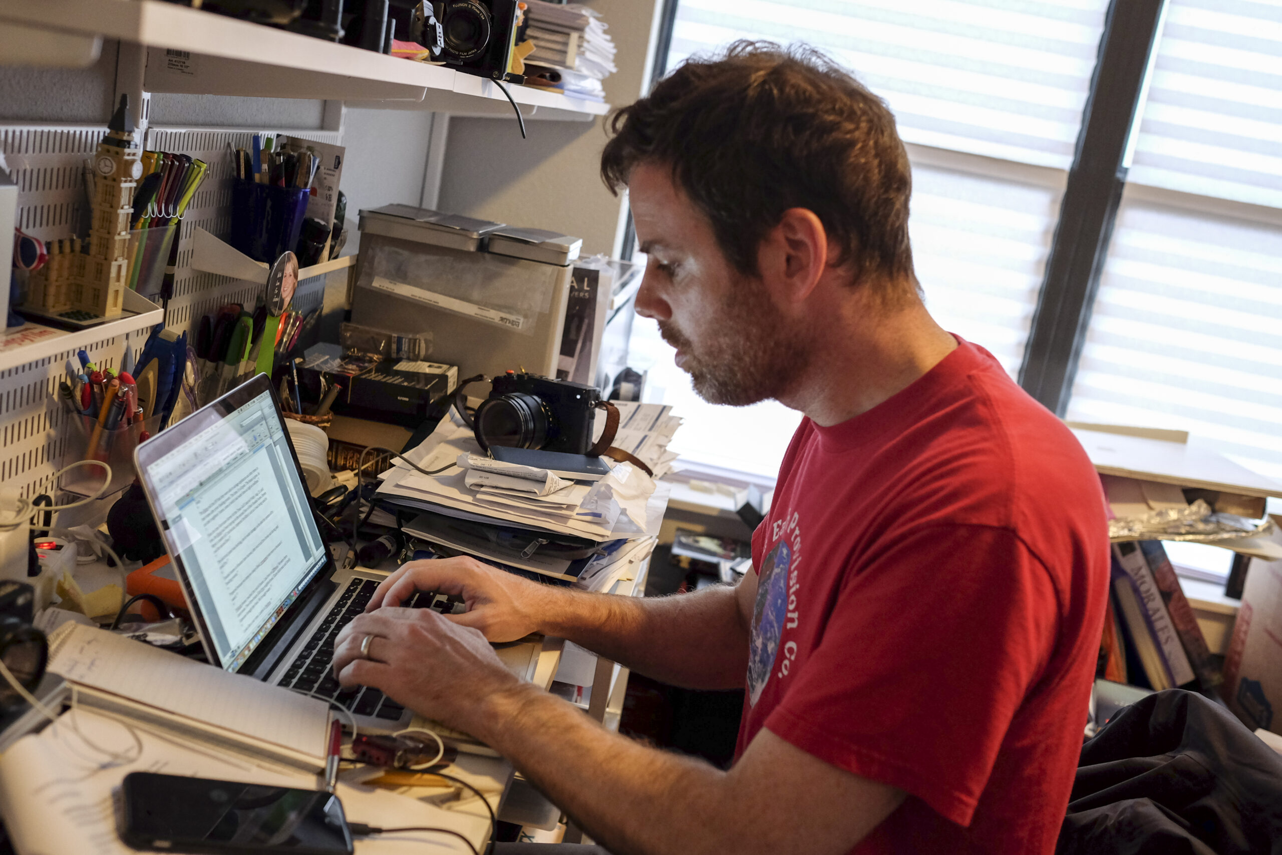 Michael Duke, associate editor of the Houston Jewish Herald-Voice, lost his SUV in the flooding but still managed to write his articles. (Photo/Courtesy Michael Duke)