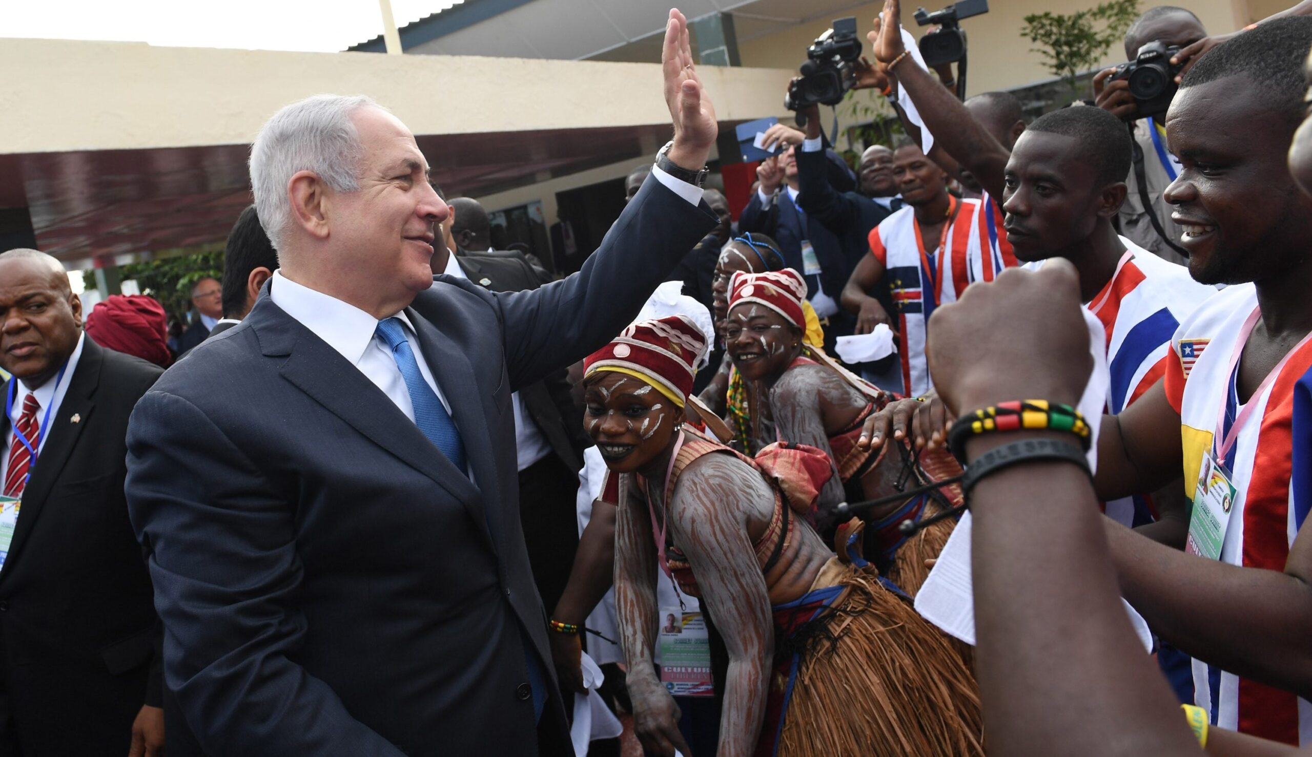 Israeli Prime Minister Benjamin Netanyahu greeting Liberians upon arriving at the airport in Monrovia, June 4, 2017. (Photo/JTA-Prime Ministry of Israel-Anadolu Agency-Getty Images)