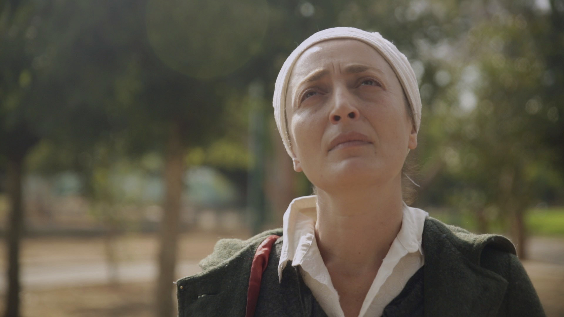 In "Between Worlds," Maya Gasner plays Bina, an Orthodox woman whose son is injured in a terrorist attack.