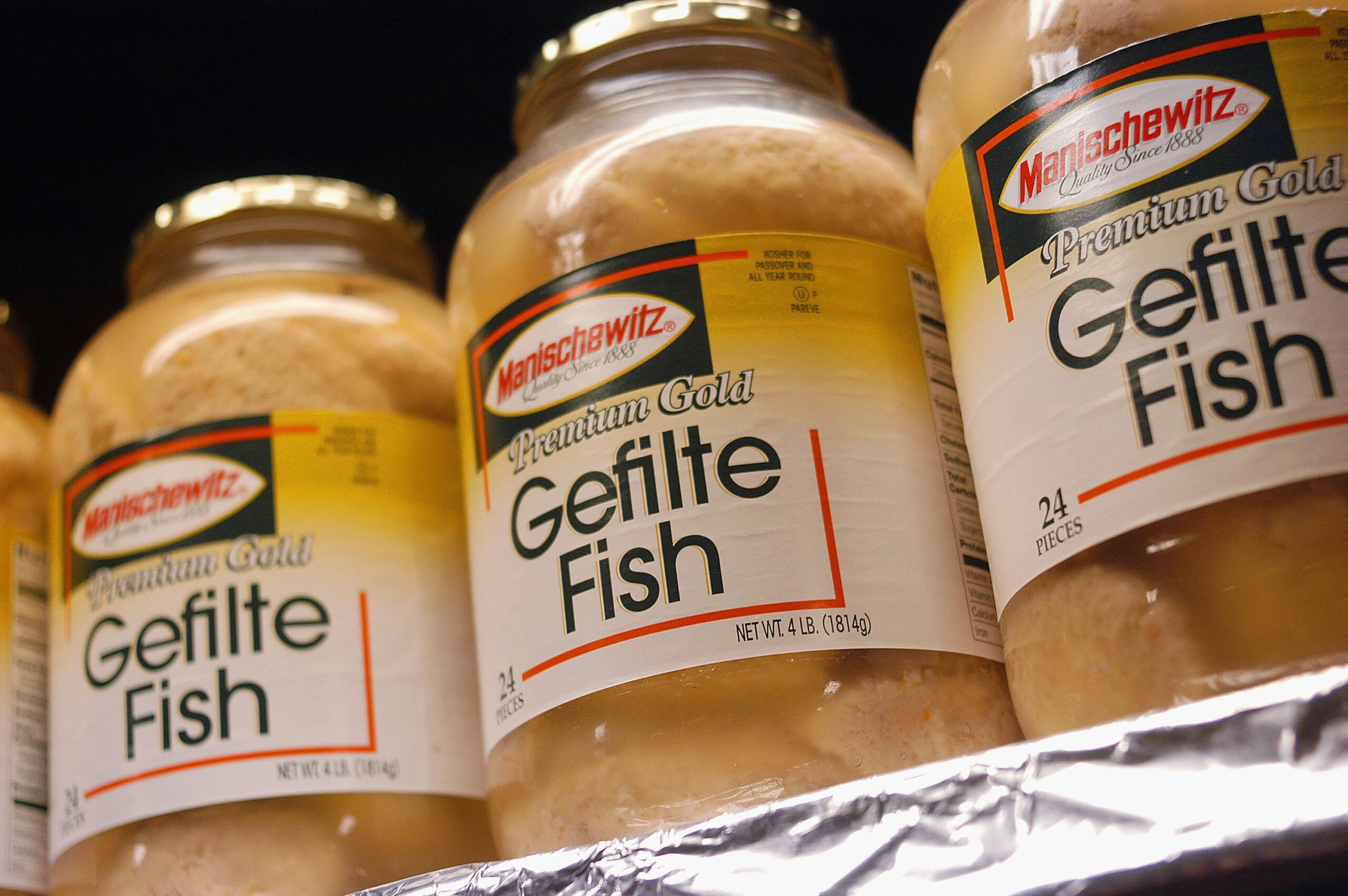 Gefilte fish often starts the festive meal — leaving guests eagerly awaiting the next course. (Photos/JTA-William Thomas Cain-Getty Images)