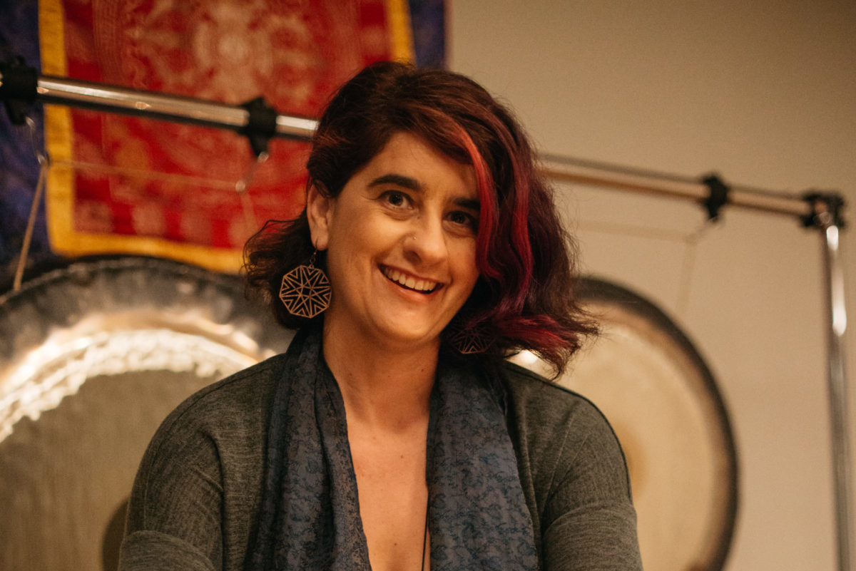 Melissa Felsenstein uses gongs, bowls and chimes to create a relaxing sound bath. (Photo/Melati Citrawireja-melatiphotography.com)