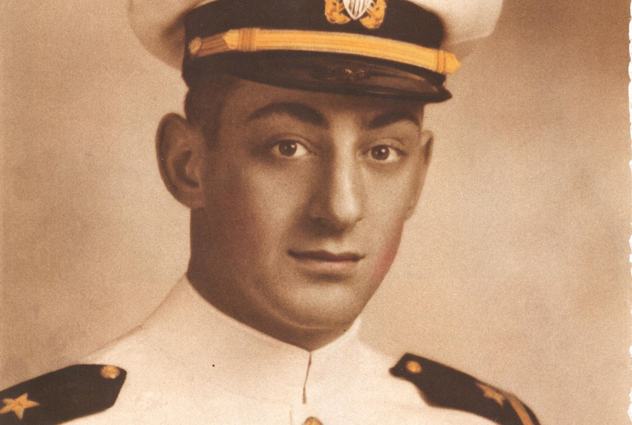 Decades after he was forced to resign from the Navy for being gay, slain S.F. Supervisor Harvey Milk will have a Navy ship named after him.