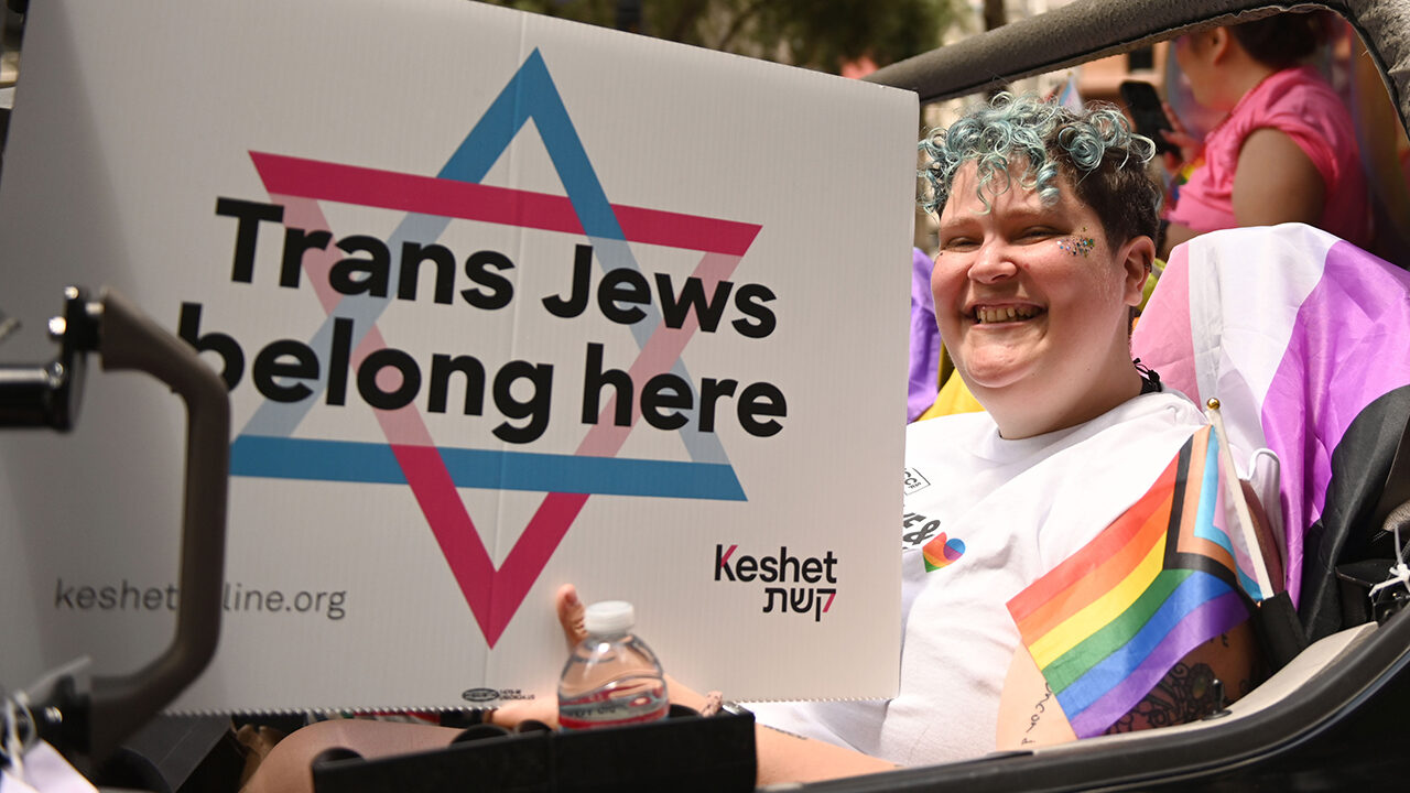 A marcher holds a "Trans Jews belong here" sign at the 2023 San Francisco Pride Parade. (Aaron Levy-Wolins/J. Staff)