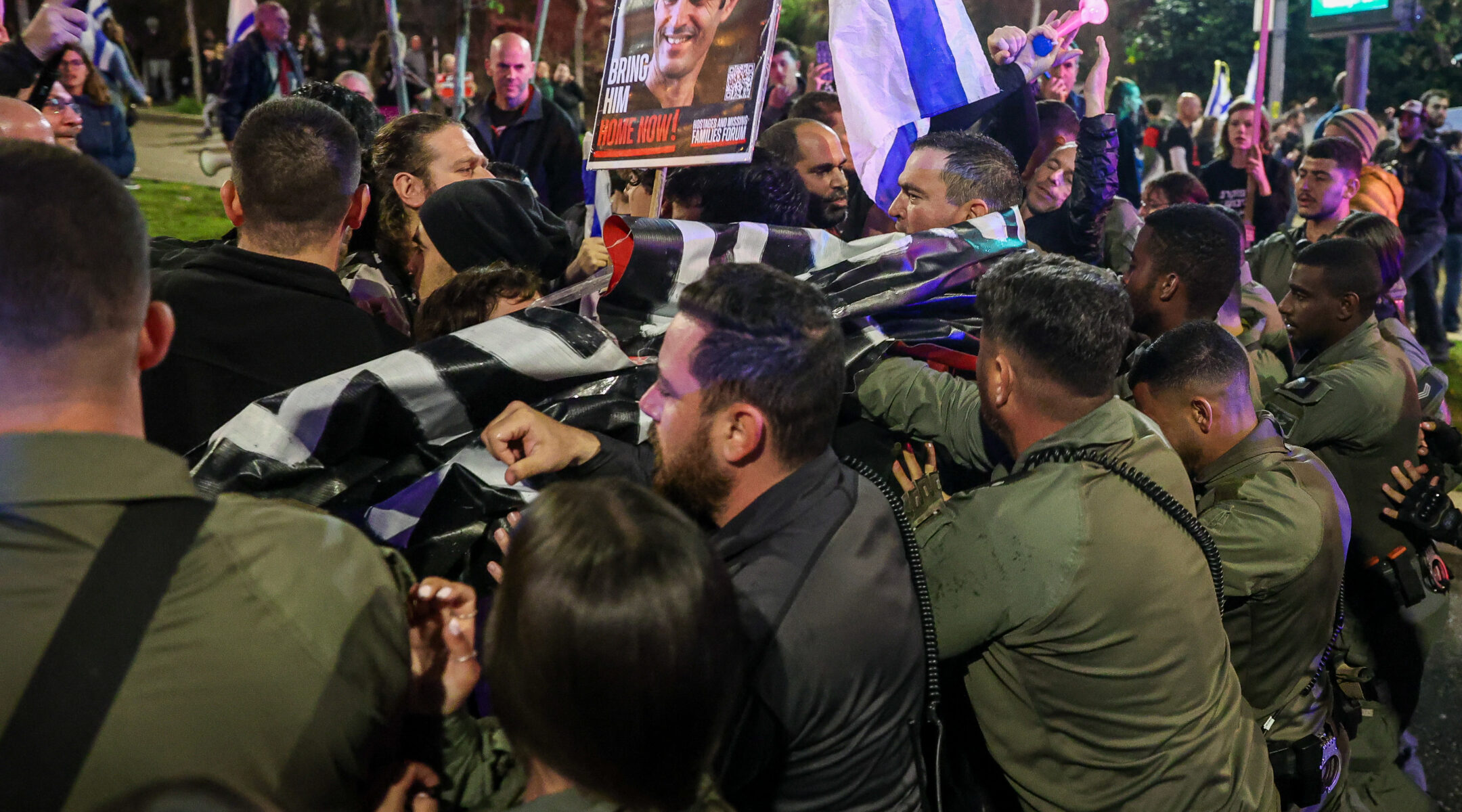 Police clash with protesters during a protest against Israeli Prime Minister Benjamin Netanyahu and the current Israeli government, in Tel Aviv, Feb. 24, 2024. (Photo/JTA-Itai Ron-Flash90)
