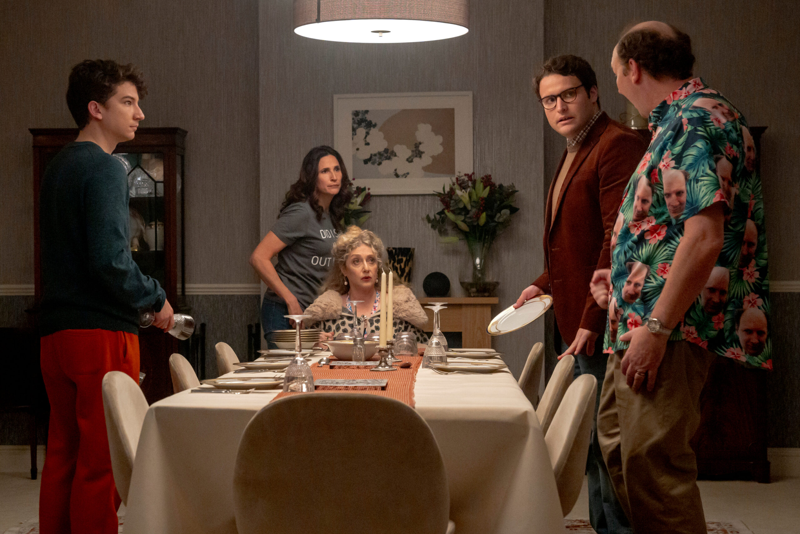(From left) Daniel Thrasher, Michaela Watkins, Carol Kane, Henry Hall and Dan Bakkedahl in “Dinner with the Parents,” an American riff on the British Shabbat sitcom “Friday Night Dinner.” (Photo/Olly Courtney-CBS)