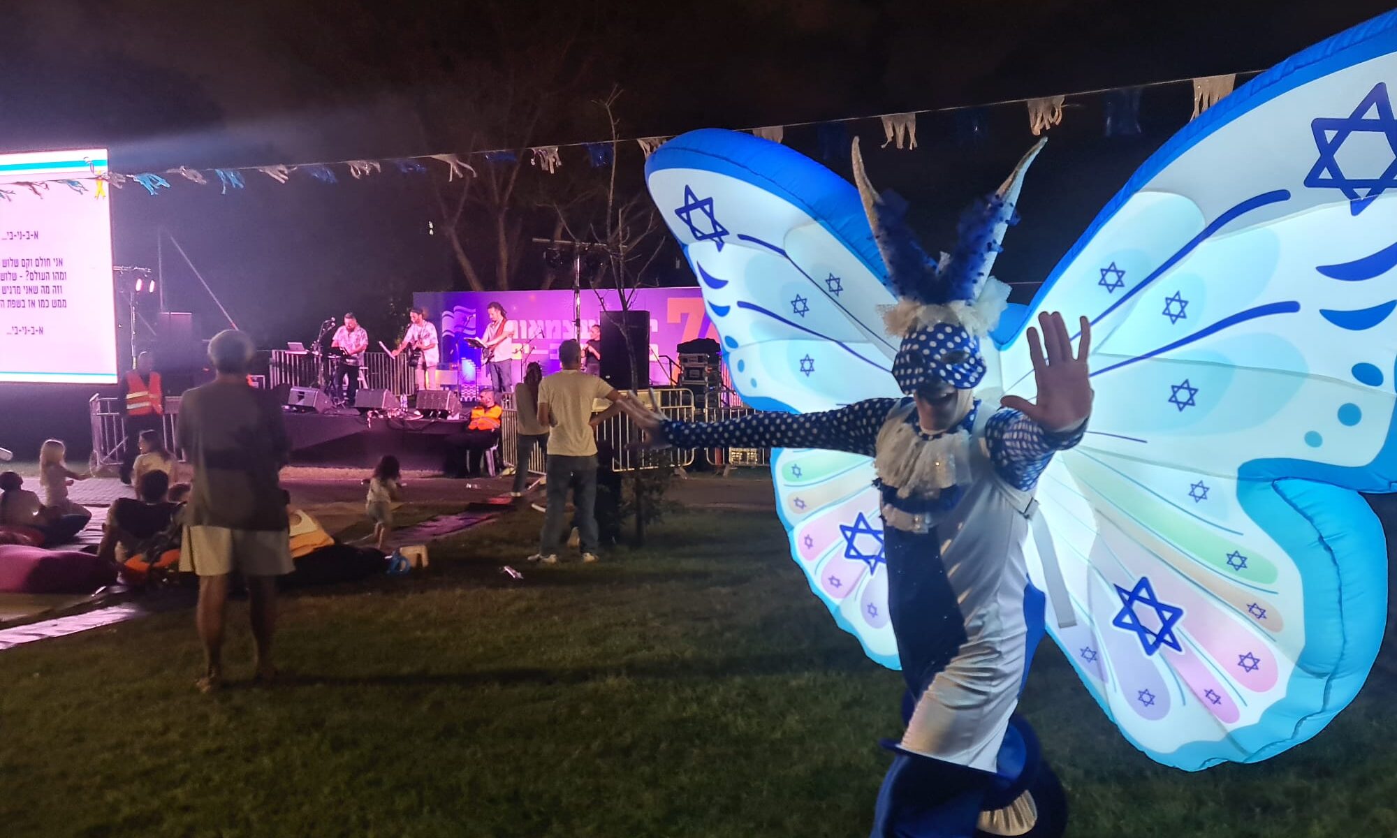 A family-oriented Israel Independence Day celebration in Jaffa was relatively sparsely attended amid dampened spirits because of the Israel-Hamas war. (Photo/JTA-Deborah Danan)