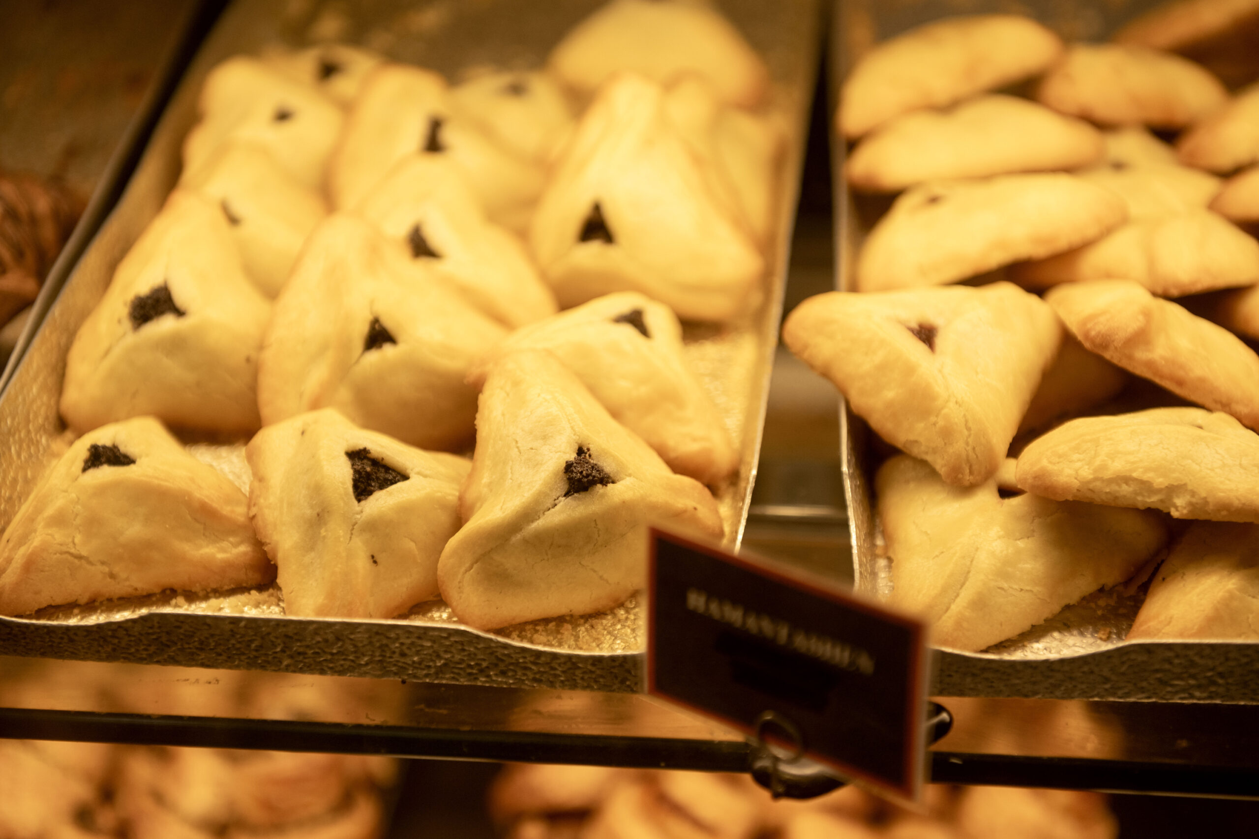 Hamantaschen at Saul’s Deli in Berkeley. ( (Aaron Levy-Wolins/J. Staff)
