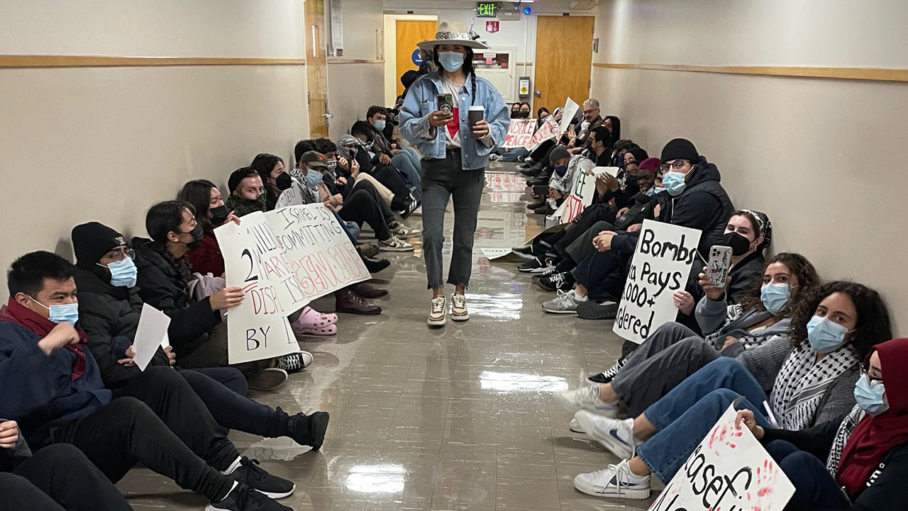 Students at San Jose State University protested against guest speaker Jeffrey Blutinger, the director of Jewish studies at Cal State Long Beach, who was scheduled to talk about pathways to peace for Israelis and Palestinians on Feb. 19 2024. (Photo/Hagit Shekel)