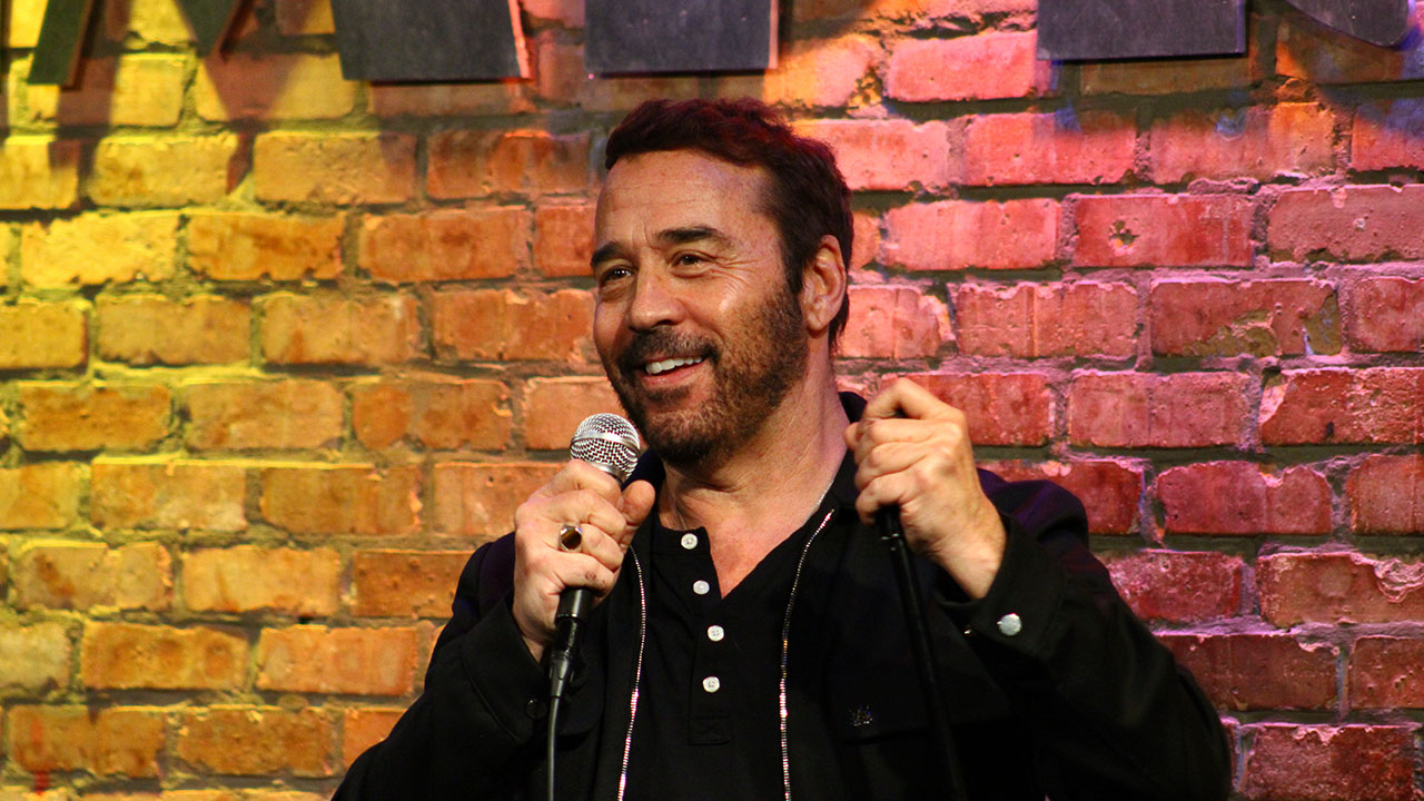 Jeremy Piven (Ted Castillo)