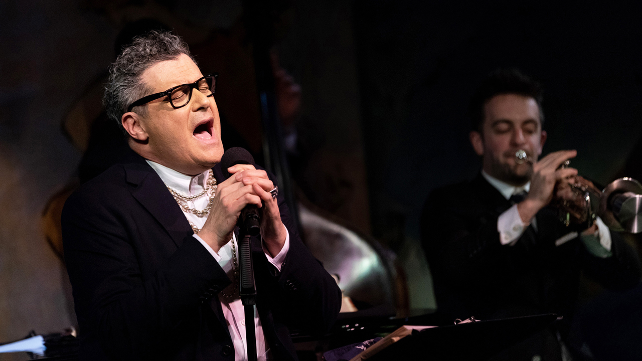 Fashion designer and cabaret signer Isaac Mizrahi will perform in the Bay Area in April. (David Andrako Photo)