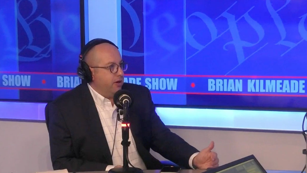 Zvika Klein, editor-in-chief of the Jerusalem Post, speaks on Fox News about his trip to Qatar. (Screenshot)