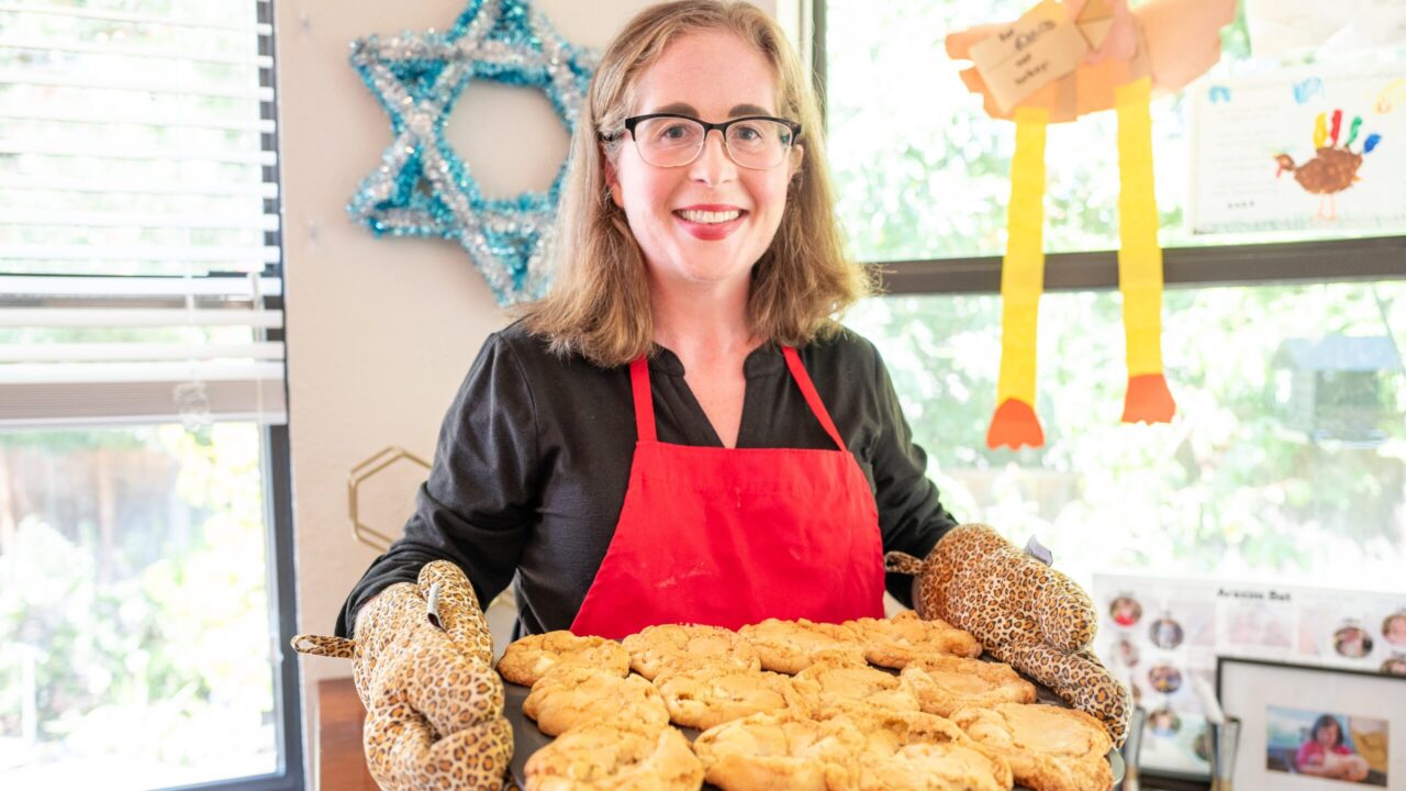Amy Fischer Smith and apple cakes
