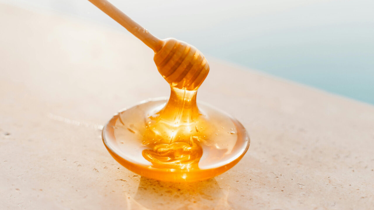 Honey dish