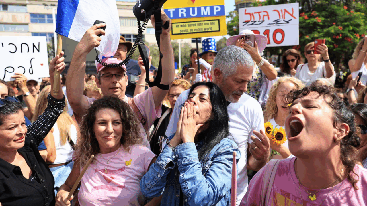 Hostage families celebrate news of the cease-fire