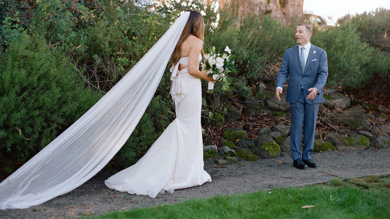Mazel tov to Melissa Blaustein and David Saxe!