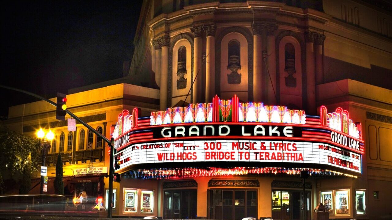 There are two Chinese joints around the corner from the Grand Lake Theater in Oakland! (Thomas Hawk via Flickr, CC BY-NC 2.0)
