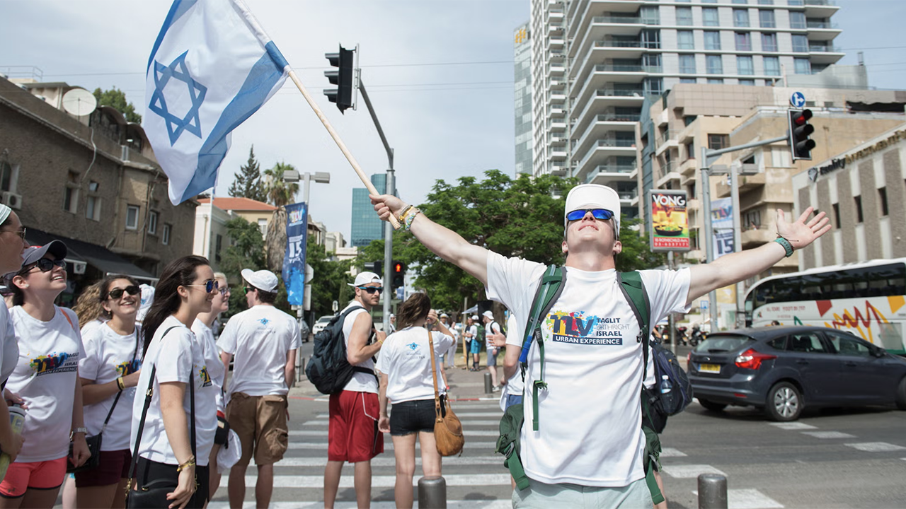 Participants on a Birthright Israel program (Courtesy of Birthright Israel)