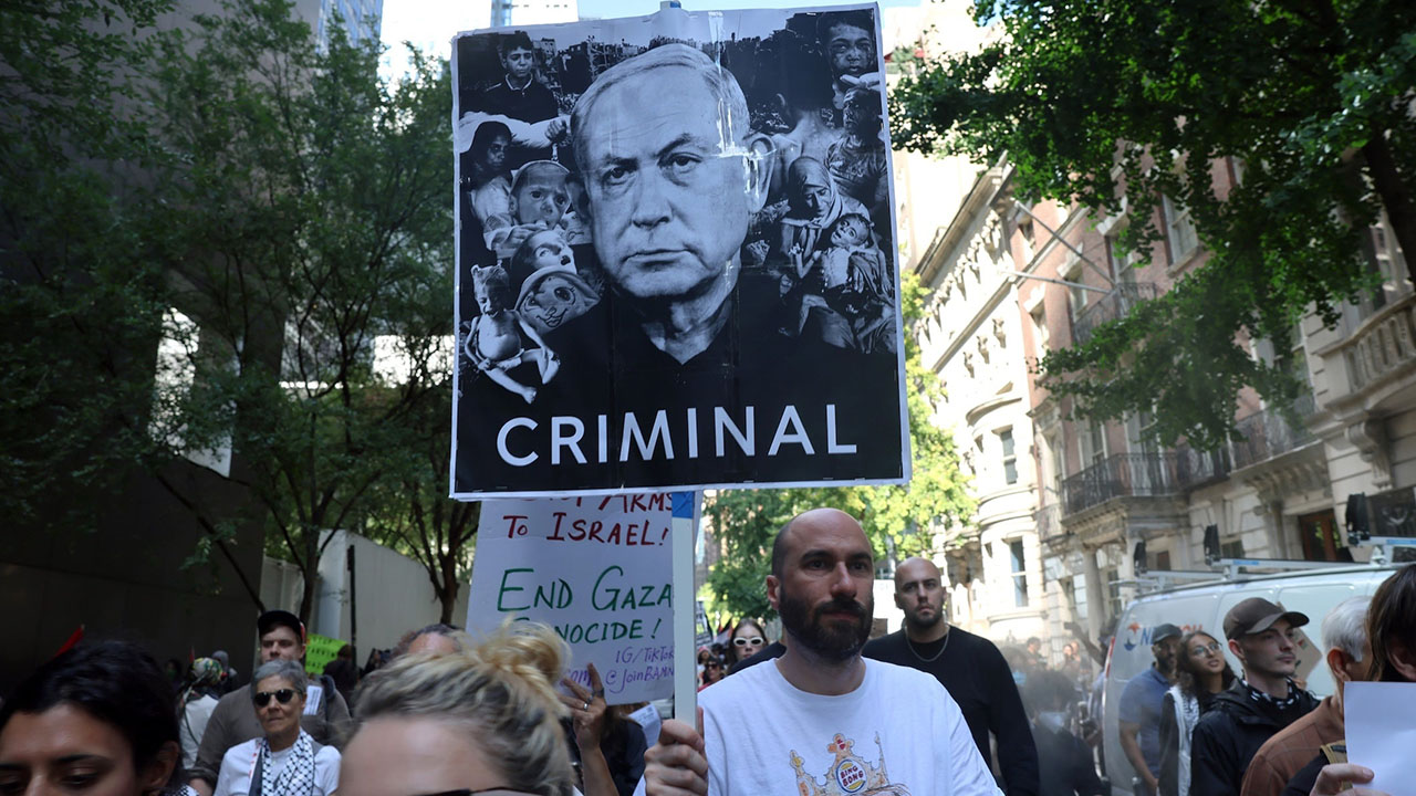 Pro-Palestinian protesters march near the United Nations as Israeli Prime Minister Benjamin Netanyahu addresses the U.N. General Assembly in New York City, Sept. 26, 2025. (Spencer Platt/Getty Images)