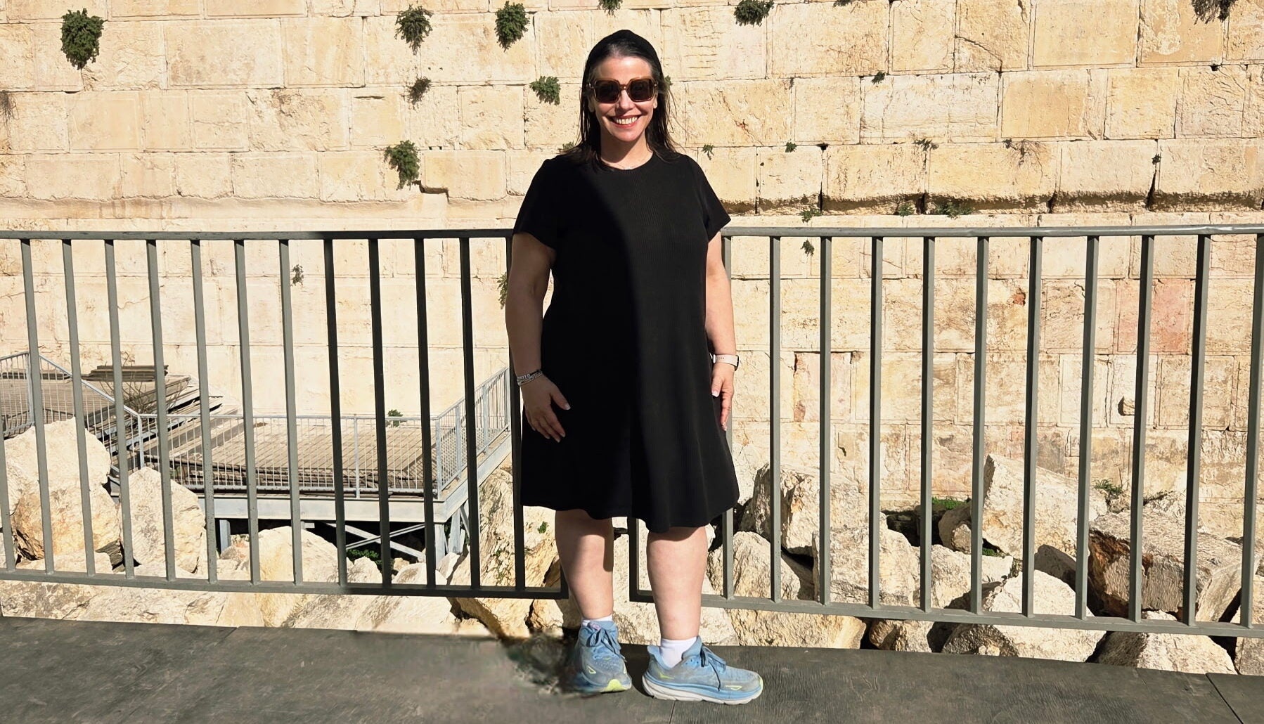 Rabbi Robyn Fryer Bodzin stands in front of the Western Wall in Jerusalem. (Courtesy Bodzin)